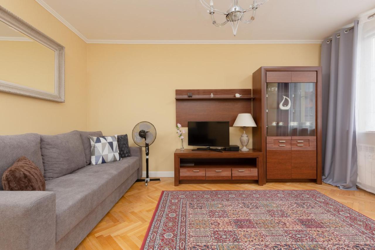 Miodowa Apartment Krasinski Garden Warsaw By Noclegi Renters Ngoại thất bức ảnh