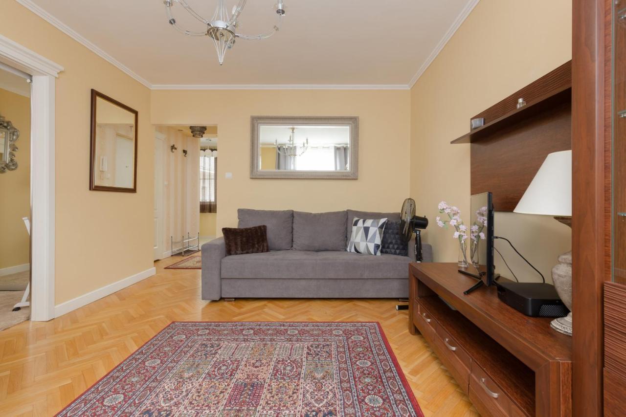 Miodowa Apartment Krasinski Garden Warsaw By Noclegi Renters Ngoại thất bức ảnh