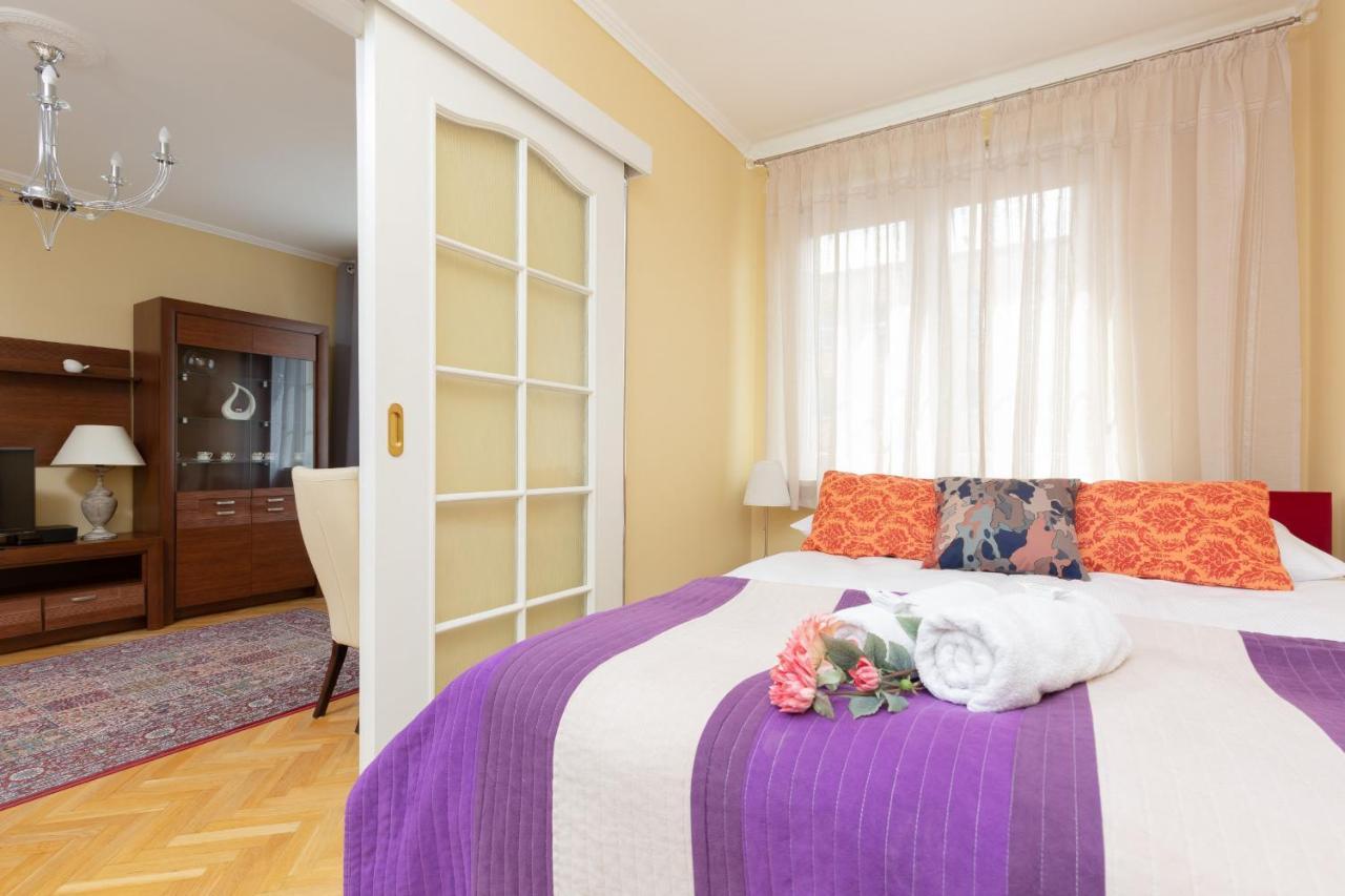 Miodowa Apartment Krasinski Garden Warsaw By Noclegi Renters Ngoại thất bức ảnh