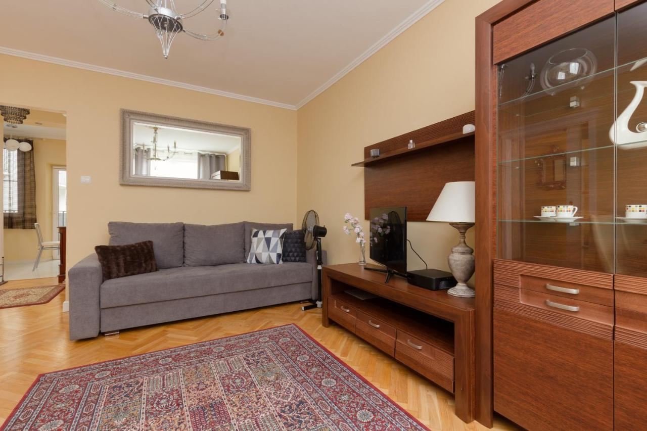 Miodowa Apartment Krasinski Garden Warsaw By Noclegi Renters Ngoại thất bức ảnh