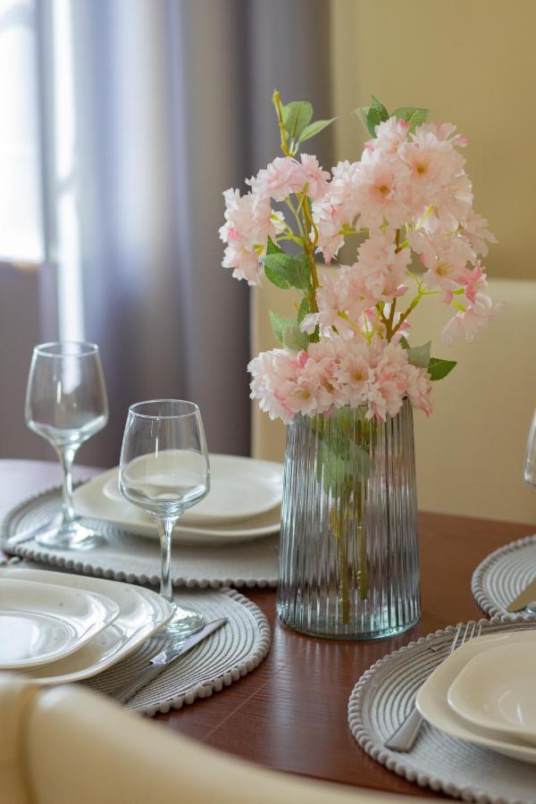 Miodowa Apartment Krasinski Garden Warsaw By Noclegi Renters Ngoại thất bức ảnh