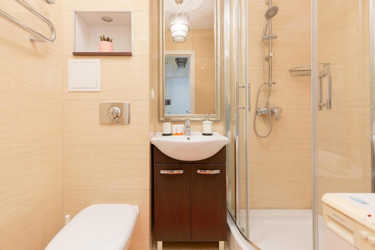 Miodowa Apartment Krasinski Garden Warsaw By Noclegi Renters Ngoại thất bức ảnh