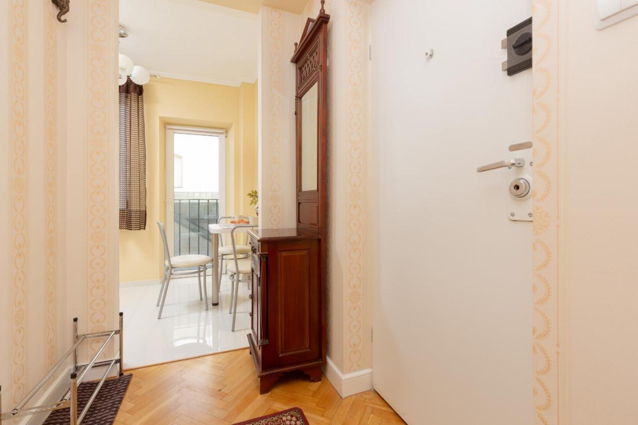 Miodowa Apartment Krasinski Garden Warsaw By Noclegi Renters Ngoại thất bức ảnh